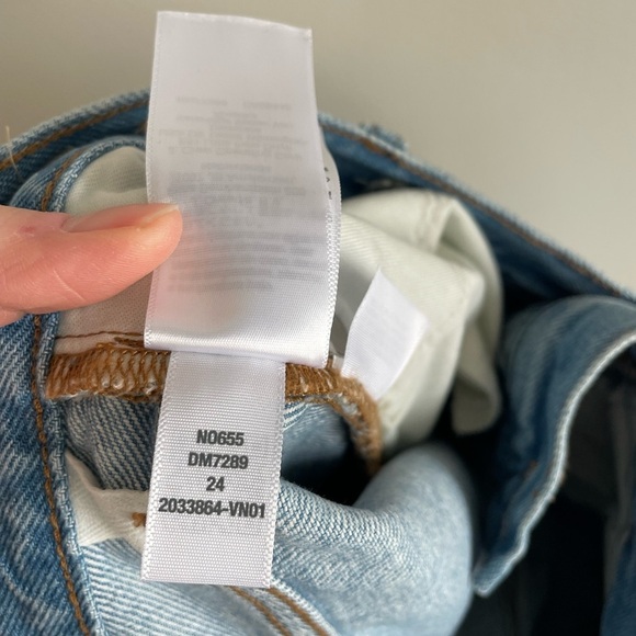 Madewell Low-Slung Straight Jeans - Light Wash - Size 24 - Picture 13 of 14